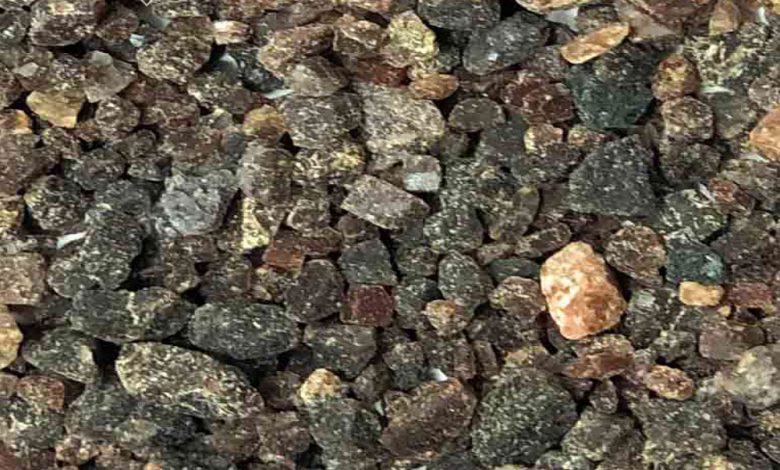 نمک آیینی سیاه: